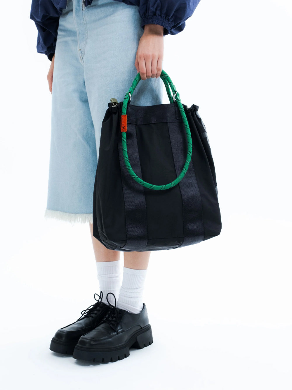 TOPOLOGIE-SUMMIT TOTE MEDIUM-TP.WBA.STM.BLK.37 BLACK TECH SATEEN