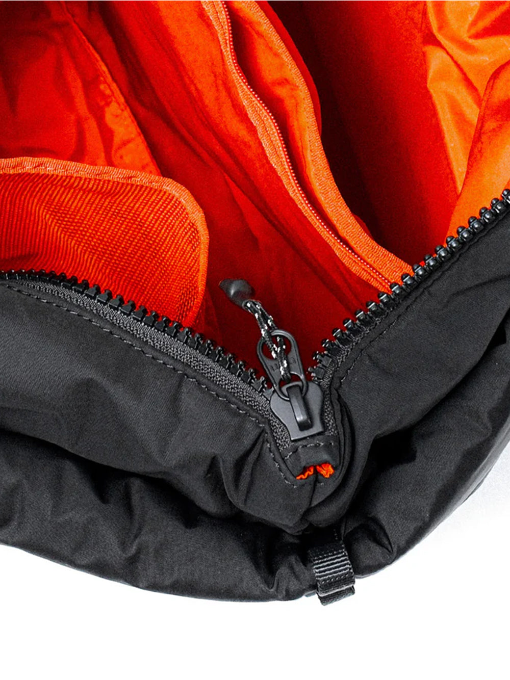 TOPOLOGIE-CLOUD TOTE-TP.WBA.CTO.BLK.34 BLACK TECH SATEEN