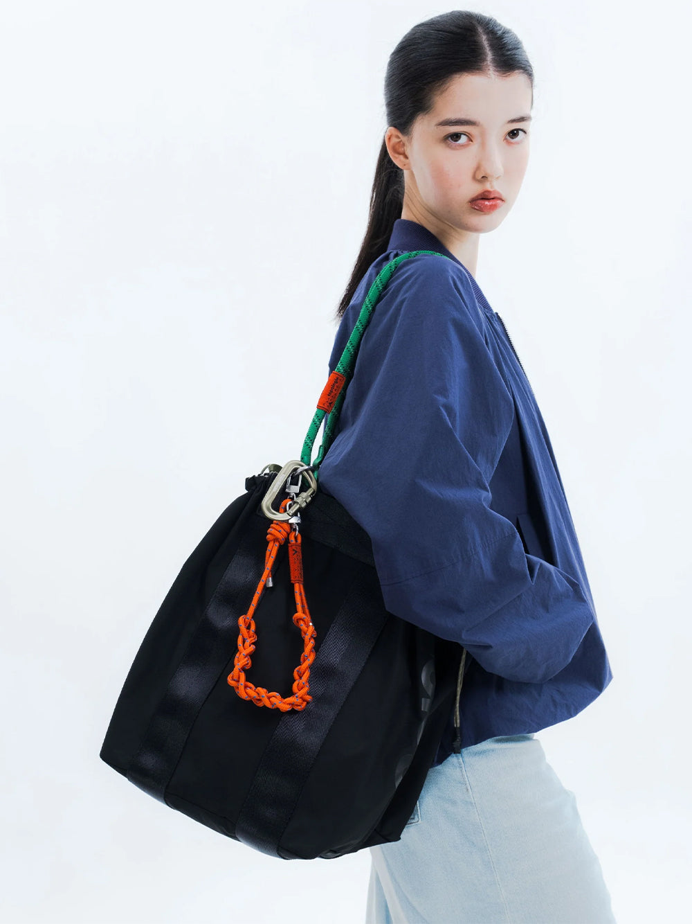 TOPOLOGIE-SUMMIT TOTE MEDIUM-TP.WBA.STM.BLK.37 BLACK TECH SATEEN