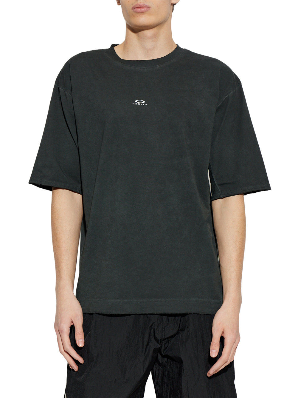 OAKLEY-LATITUDE VEIL TEE-FOA408545 021 PITCH BLACK