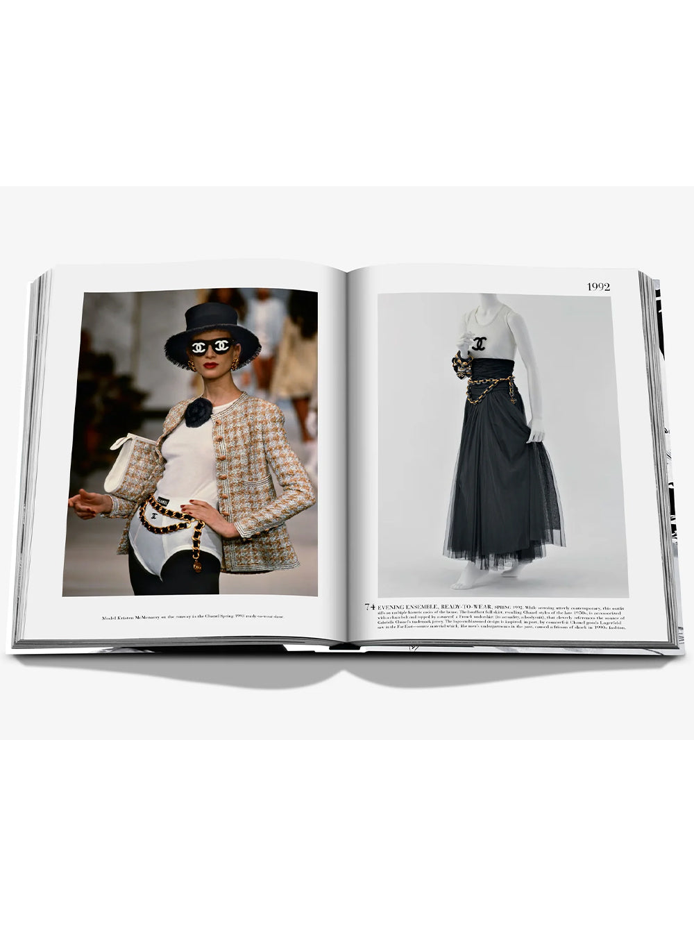 ASSOULINE-CHANEL: THE LEGEND OF AN ICON-9781649803443 THE CLASSICS COLLECTION