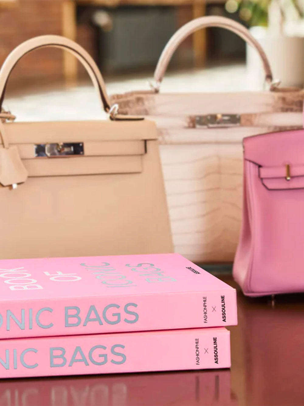 ASSOULINE-FASHIONPHILE: THE BOOK OF ICONIC BAGS-9781649804815 THE CLASSICS COLLECTION