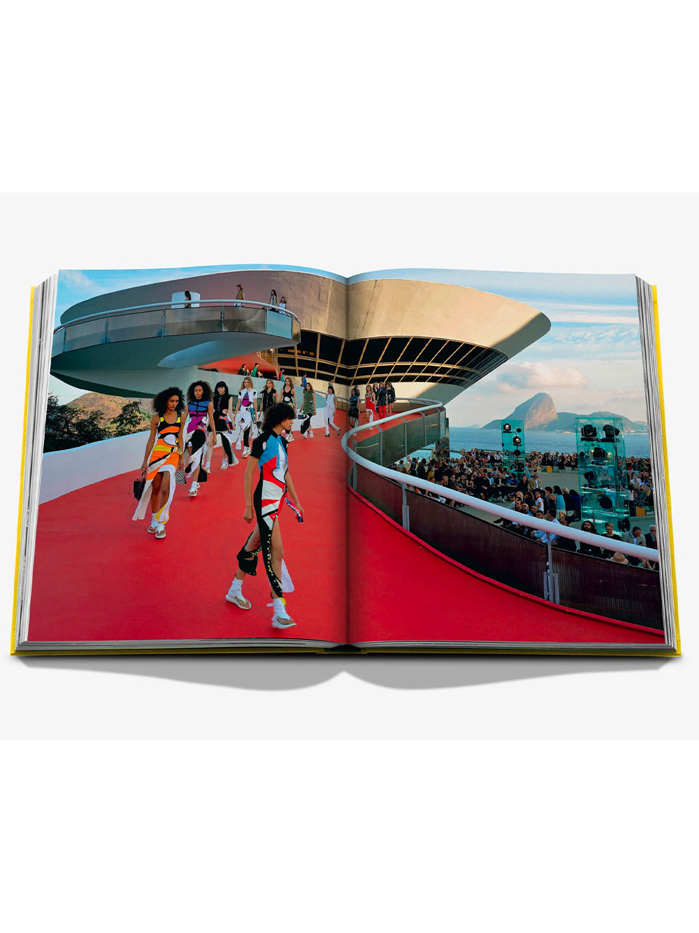 ASSOULINE-FROM LOUIS TO VUITTON-9781649803955 THE LEGENDS COLLECTION