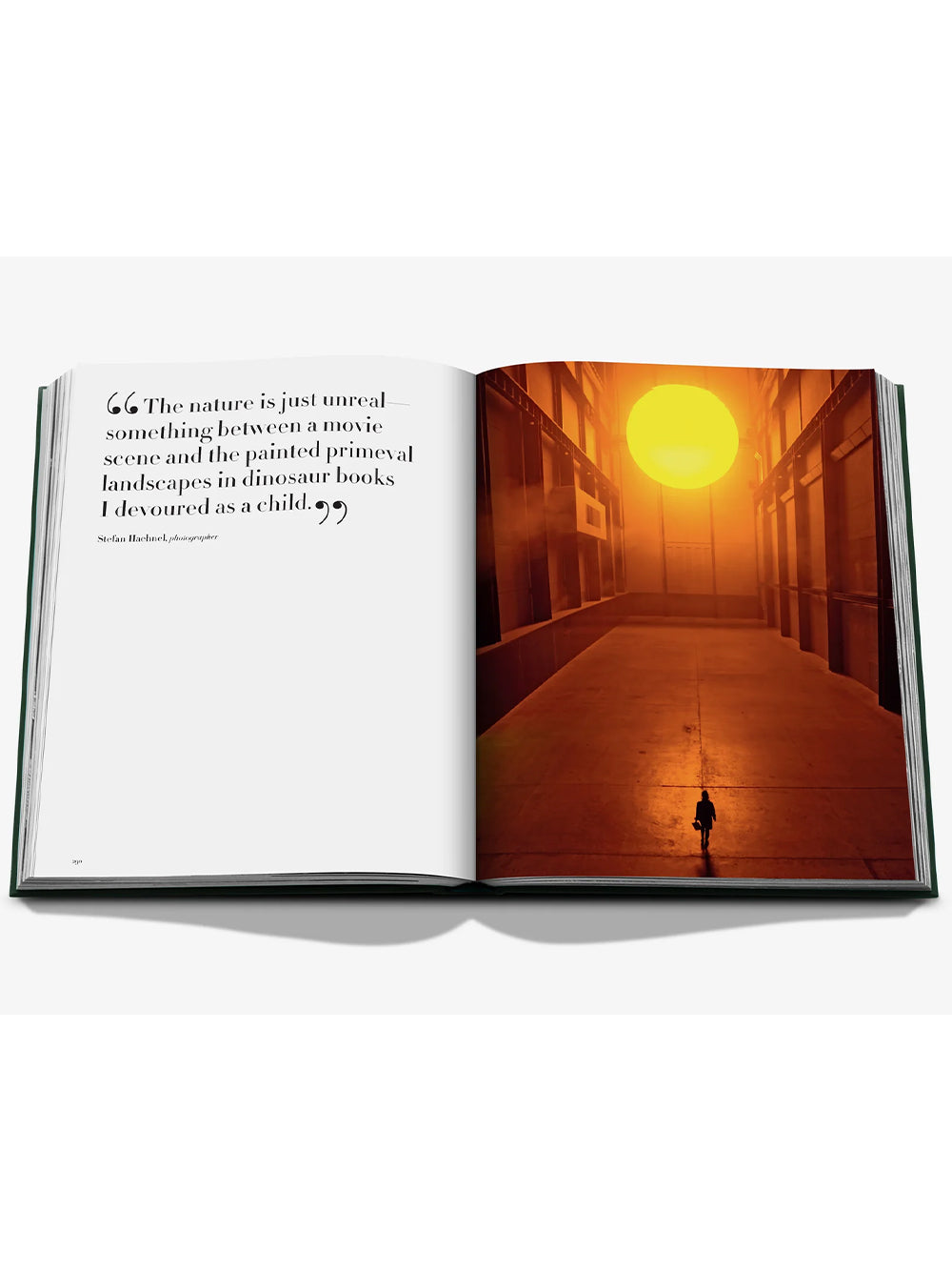 ASSOULINE-ICELAND EPIC-9781649804471 THE CLASSICS COLLECTION