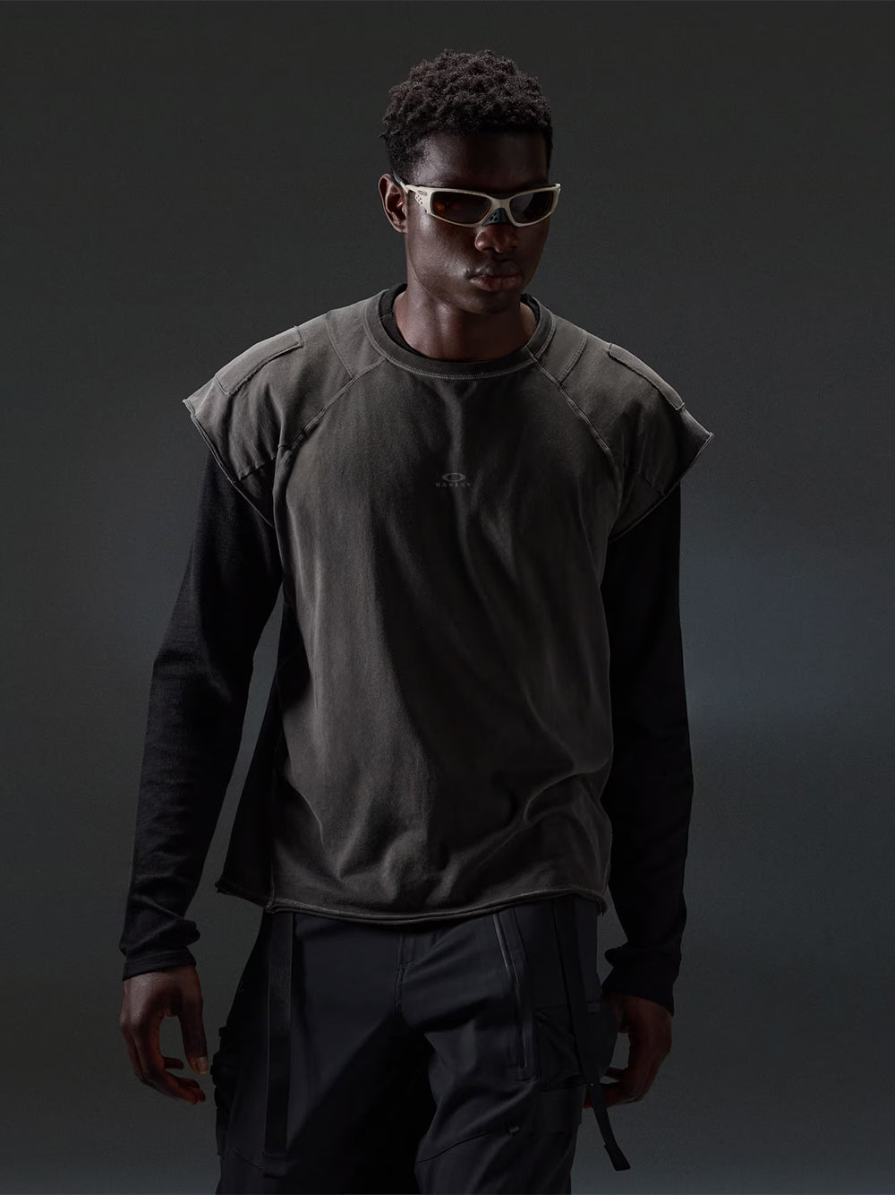 OAKLEY-LATITUDE VEIL TANK TOP-FOA408675 26Y GRANITE GREY